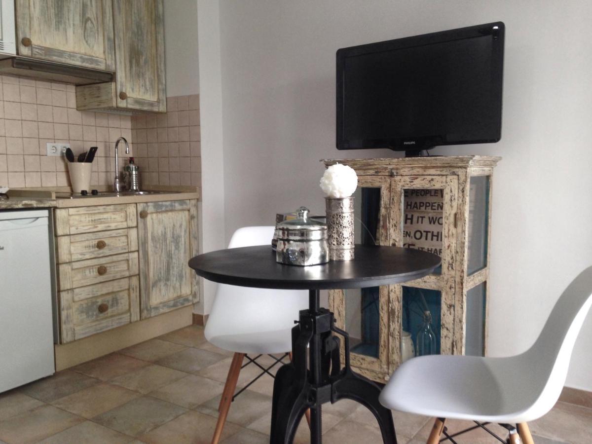 شقة Charming Studio In طريفة المظهر الخارجي الصورة
